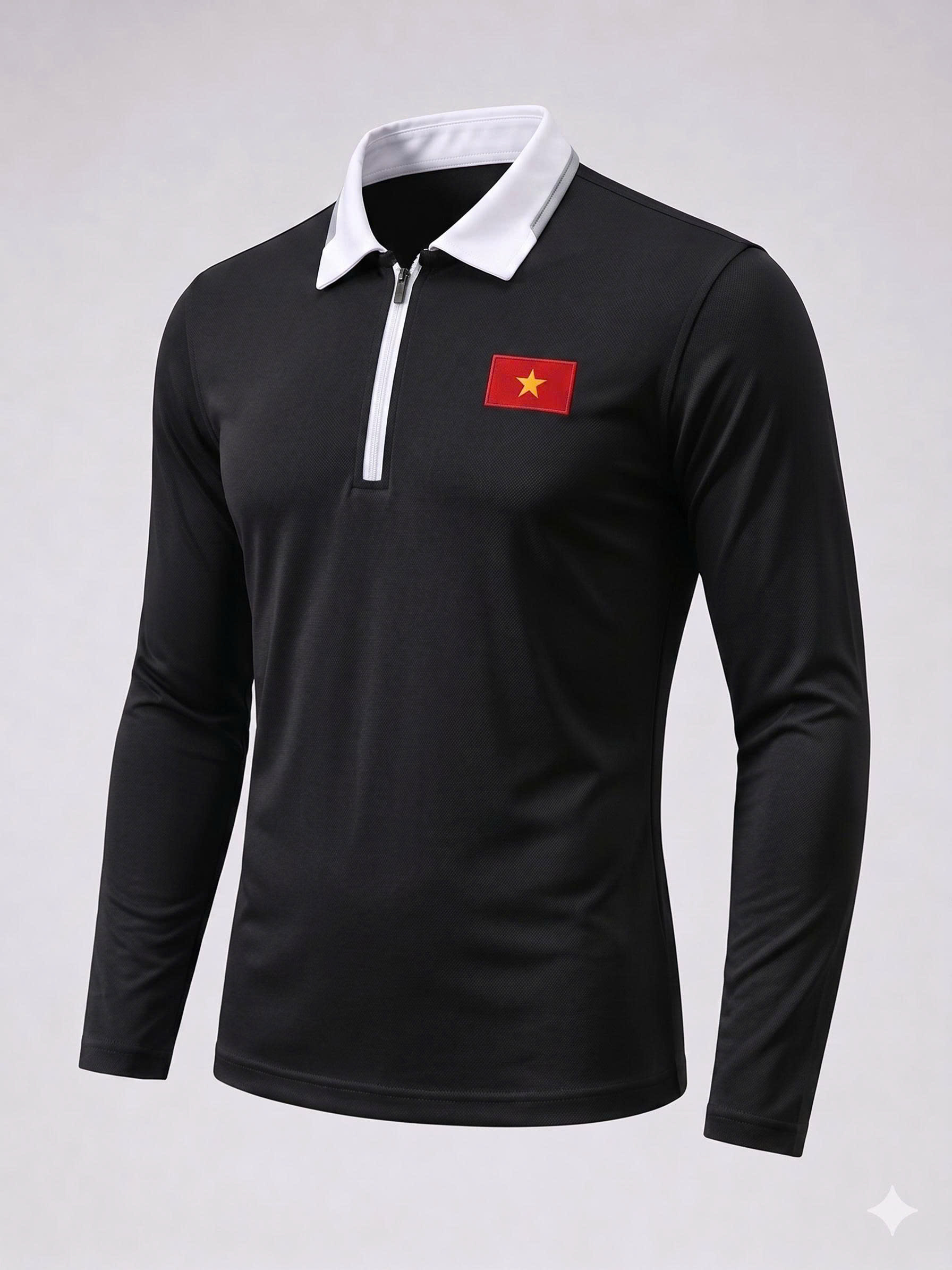 White Club Women's Polo trên nền trung tính